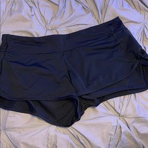 Lululemon Speed Short (Perforated 2.5")
